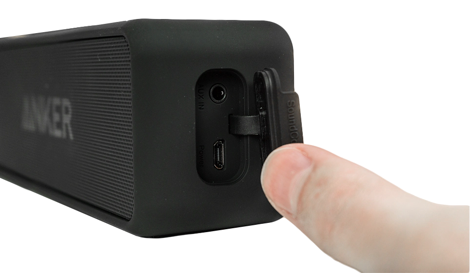 Anker Soundcore 2 conector micro usb y aux