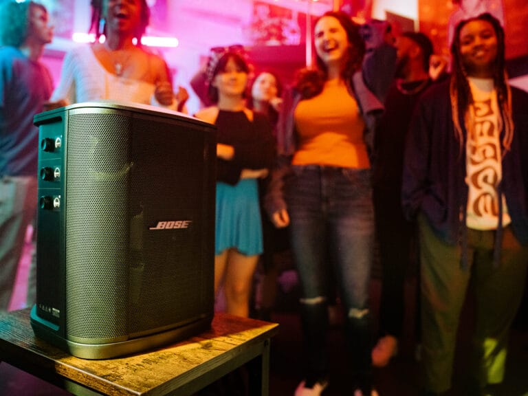 La calidad y potencia de sonido del Bose S1 Pro+ son muy buenas